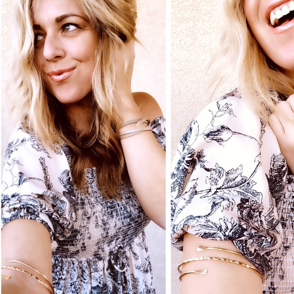 GOLD UPPPER ARM CUFF - Picture 8 of 8